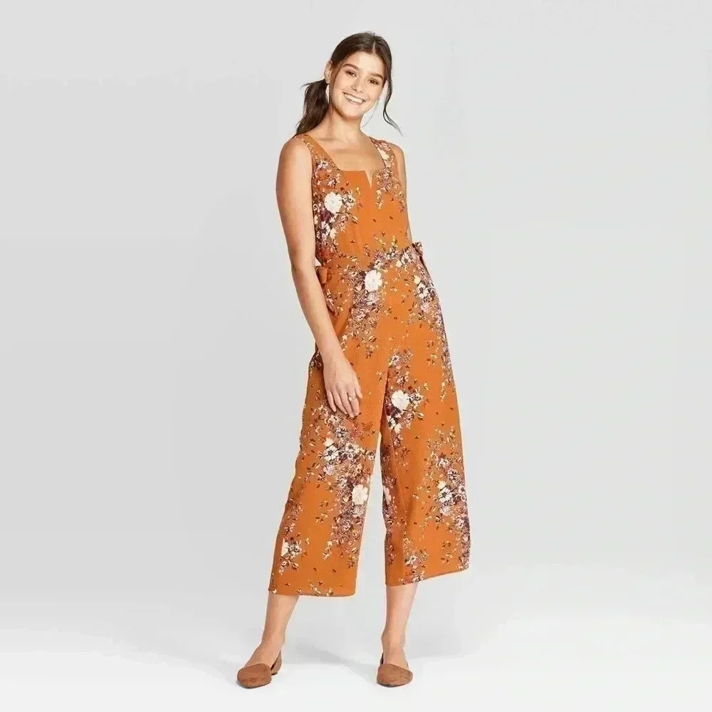 4/$25 NWT Xhilaration Floral Square Neck Sleeveless Tie Front Cropped Jumpsuit S